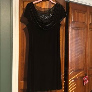 Velvet patra dress